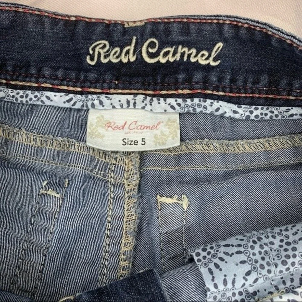 Red Camel Jean/Denim Shorts. Size 5.